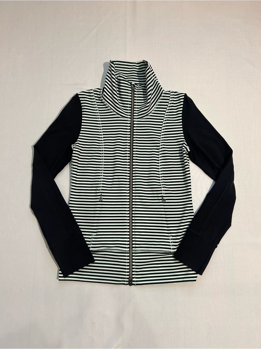 Lululemon Daily Yoga Full Zip Jacket Mint Green Black Size 6